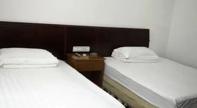 Yandang Mountain Royal Peak Building Homestay