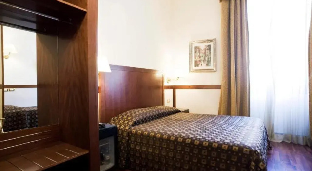 Hotel Astoria Garden, Забронировать Отель СПА-отели Рима, рядом с Универмаг La Rinascente, SPA-услуги