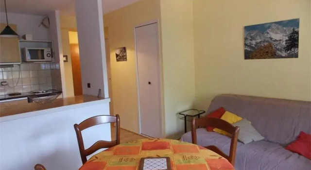 Appartement Bagnères-de-Luchon, 3 pièces, 4 personnes - FR-1-313-128
