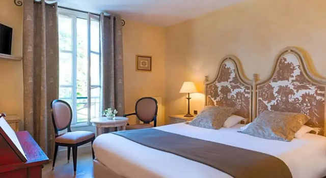 Номер Superior Hôtel Aux Vieux Remparts