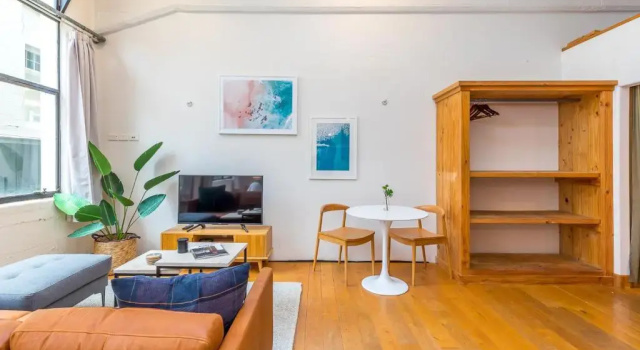Апартаменты Deluxe Apartment in the Heart of the City