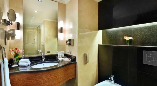 Люкс Crowne Plaza Amman by IHG