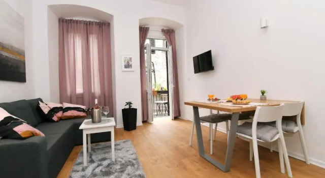Vitopolis Apartment 3, Забронировать Апартаменты/квартира Отели Приморско-Горанской жупания с парковкой, Парковка