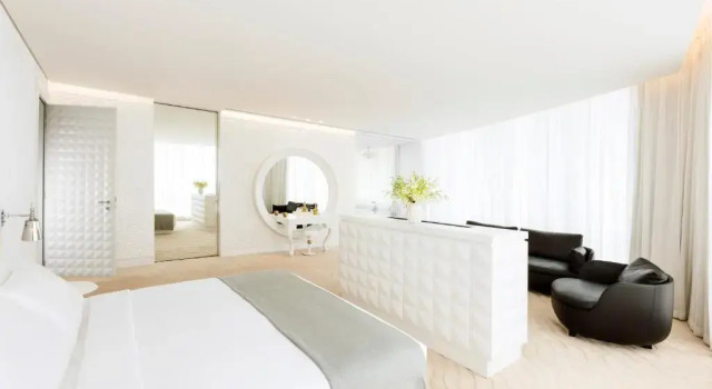 2 Bedrooms Deluxe Suite Mondrian Doha