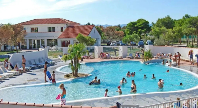 Family-friendly Coastal Retreat, Book Feriehus Villaer i Pyrénées-Orientales, Villa