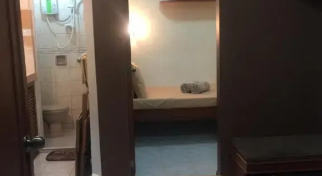 Двухместный номер Standard с балконом Las Pinas Serviced Apartment
