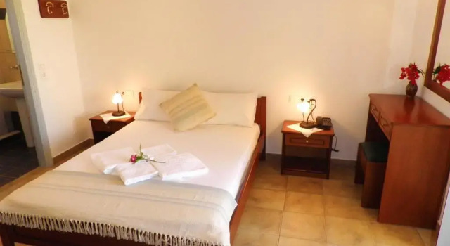 Студия с балконом Giannikas Apartments