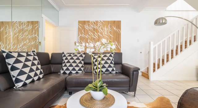 Коттедж Bondi Boho House