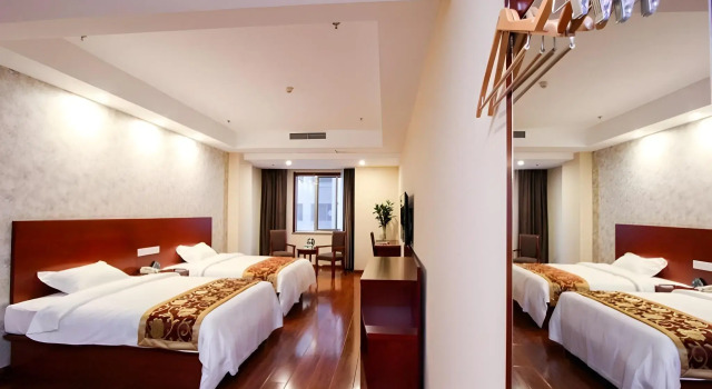GreenTree Inn Shandong Zaozhuang Tengzhou East Xueyuan Road Guiheyuan Business Hotel, Book Hotel Tengzhou Shandong