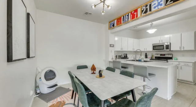 Апартаменты 3 Mi to Dtwn: Mesa Townhome w/ Patio