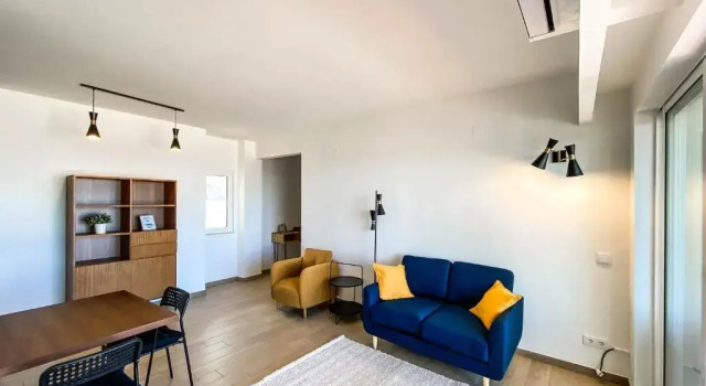 Апартаменты Balcony with Seaview - 1 Bed Apartment