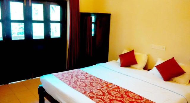 Ruffles Beach Resort, Rezerwuj Ośrodek wypoczynkowy Tanie hotele w North Goa