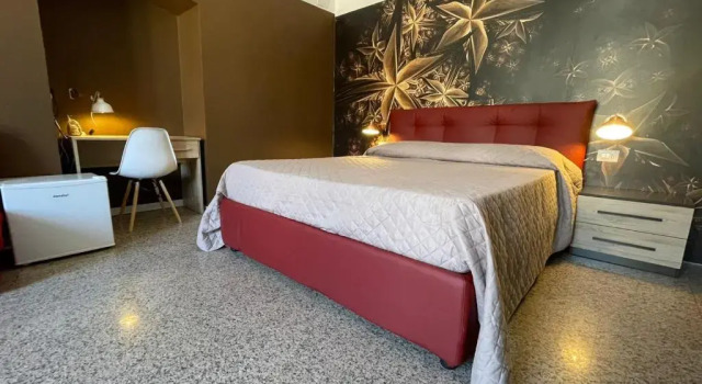 CconfortHotels Central Rooms, Забронировать Отель Отели в центре Бари, в центре