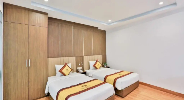 Prague Saigon Airport Hotel, Забронировать Отель Отели Хошимина 3 звезды, 3*