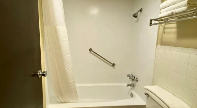 Super 8 by Wyndham Shawnee, Prenota Locanda Shawnee Oklahoma
