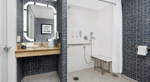 Двухместный номер Standard Homewood Suites by Hilton Portsmouth