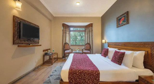 Номер Executive Wingait Inn - Hotel Near The Mall Road