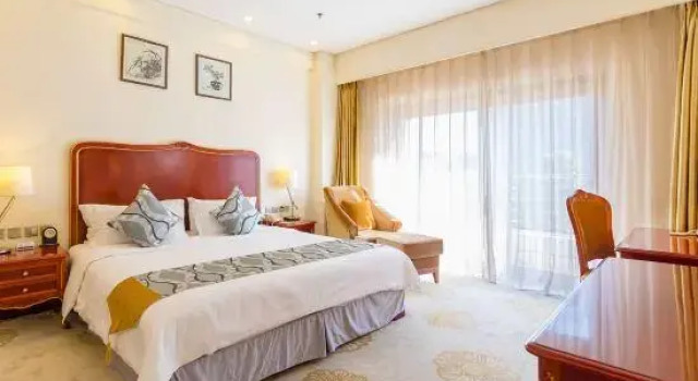 Люкс Deluxe Qian'an Jin Jiang Hotel