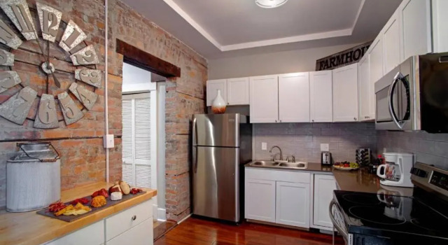 Апартаменты 414 Waldburg A · Newly Renovated Apt with outdoor space!