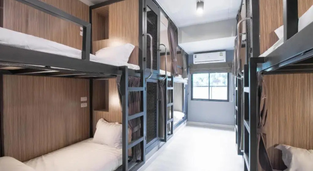 Кровать в общем номере OYO 726 Sookjai Cafe and Hostel