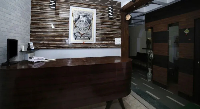 OYO 17326 Aashirwad Guest House