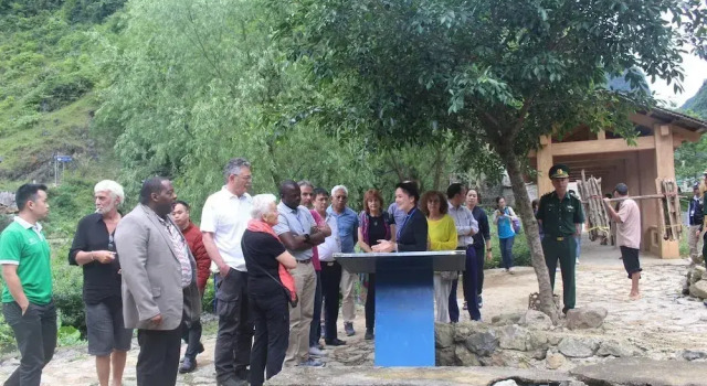Oc Homestay Ban Gioc, Reservar Casa de hóspedes Hotéis em Cao Bang com estacionamento, Estacionamento