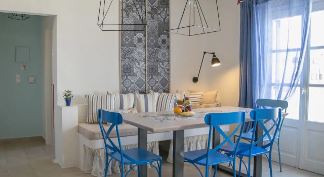 Вилла с балконом EOS Villa