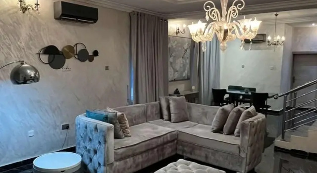 Lovely nb 3-bed House in Opebi, Réserver Hôtel Ikeja 