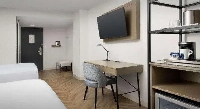Шестиместный номер Standard Radisson Blu Fargo