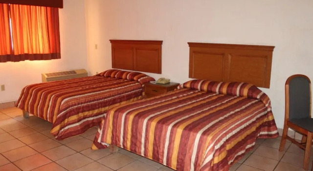 Полулюкс Hotel La Villa