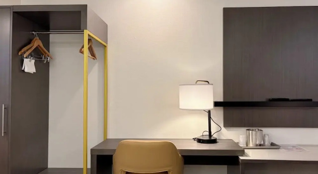 Четырёхместный люкс Ramada Limited by Wyndham, Bloomington I-55 & I-74 IL