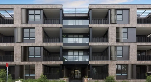 Air Conditioned One Bedroom with Pool Close To CBD