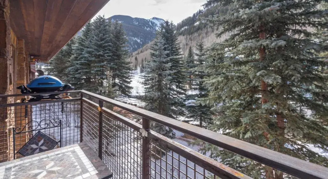 Коттедж Ghostriders 5 by Avantstay 2 Bedroom Condo Near Main Street, Hiking & Skiing STR Permit #3571