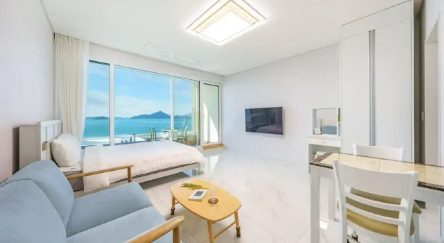 Номер Standard Yeosu Stay Raonpine Spa Pension