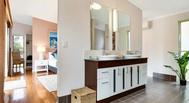 Waterfront Haven At Maroochydore, Забронировать Отель Бизнес-отели Солнечного побережья, 4* 5*