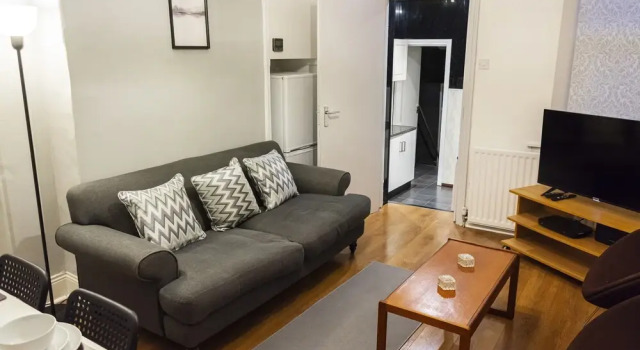 5 Bedroom House Newcastle