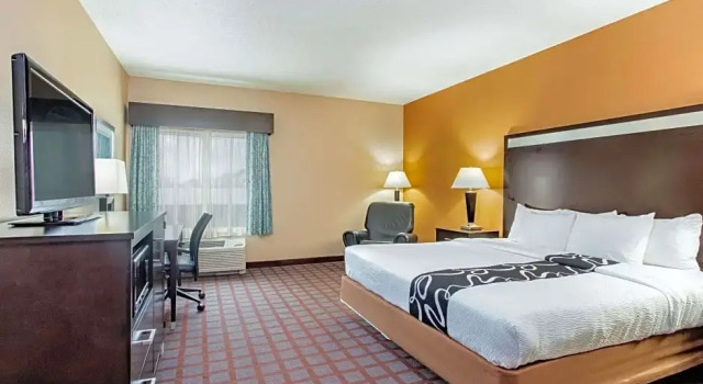 Двухместный люкс Spark by Hilton Plainfield Indianapolis Airport