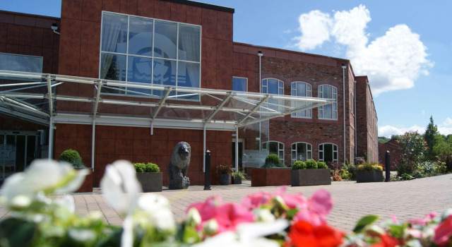Lion Quays Waterside Hotel and Resort, Boek Resort Chirk Clwyd