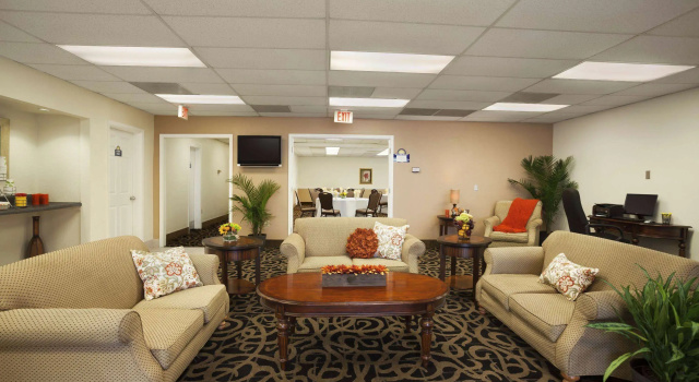Days Inn by Wyndham WestEnd Alexandria,VA Washington DC Area
