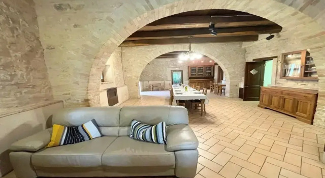 Contemporary Villa With Pool - Spello By The Pool - Sleeps 11 Exclusively Yours, Varaa Villa Spello Umbria