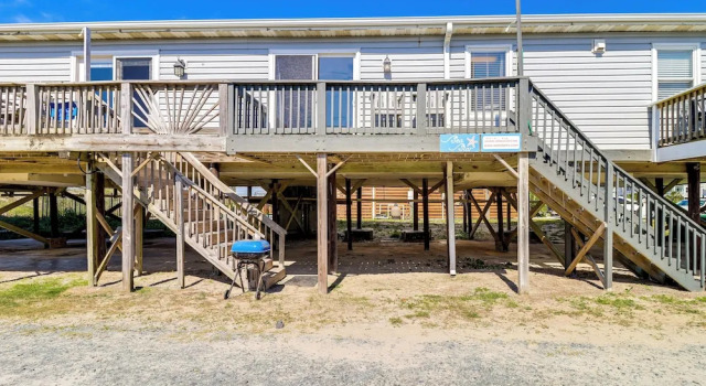Oak Island Condo w/ Ocean View: Steps to Beach!
