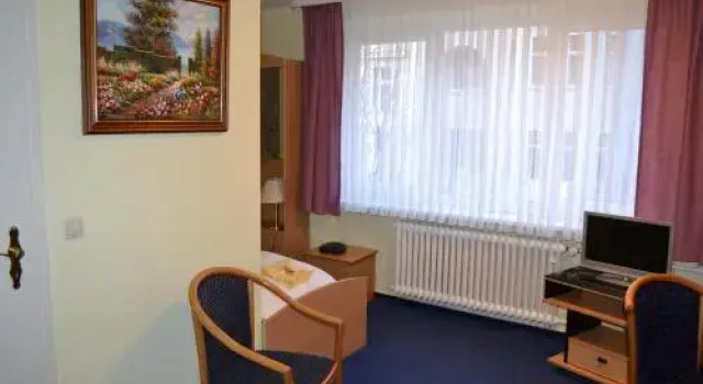 City-Hotel Cottbus, Забронировать Отель Котбус Бранденбург, рядом с Государственный театр Котбуса