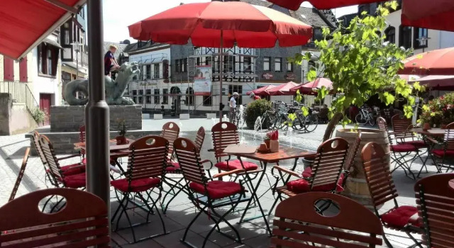 Полулюкс Winzerhäuschen am Brunnen