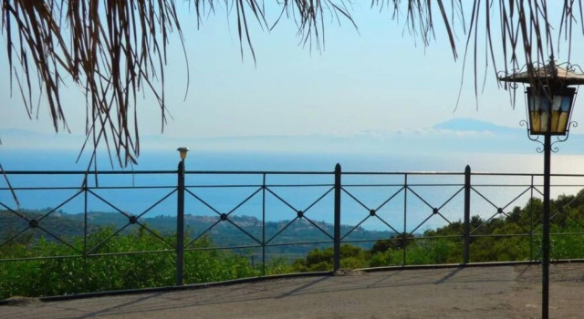 Panoramic Seaview Studio, Забронировать Отель Отели периферийной единицы Мессения 3 звезды, 3*