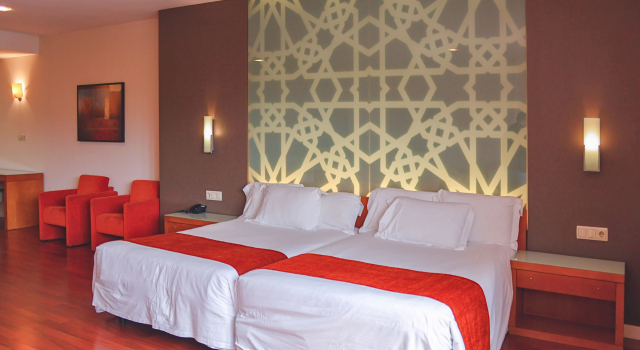 Семейный номер Standard Hotel Granada Palace, Affiliated by Melia