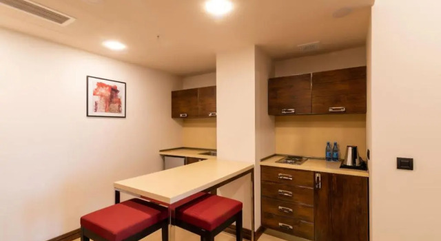 Люкс семейный Ramada Hotel & Suites by Wyndham Yerevan