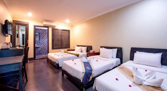 Семейный номер Deluxe Central Night Hotel