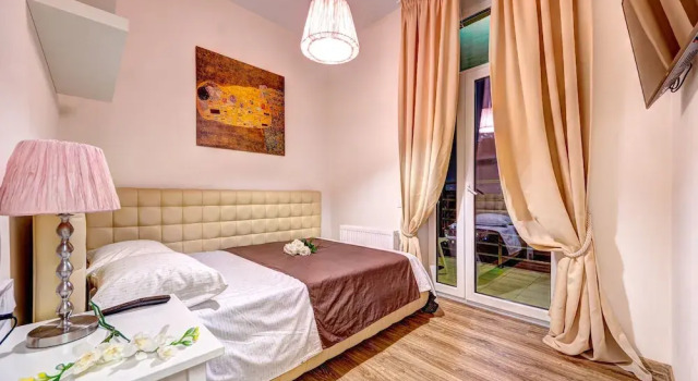 Apartment Anri Barbusa 53-105