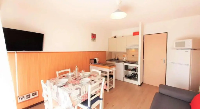 Appartement Vielle-Aure, 2 pièces, 4 personnes - FR-1-457-273, Rezervasyon Daire Pyrenees National Park otoparklı oteller, Otopark
