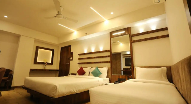Pravasa Hotel, Indore